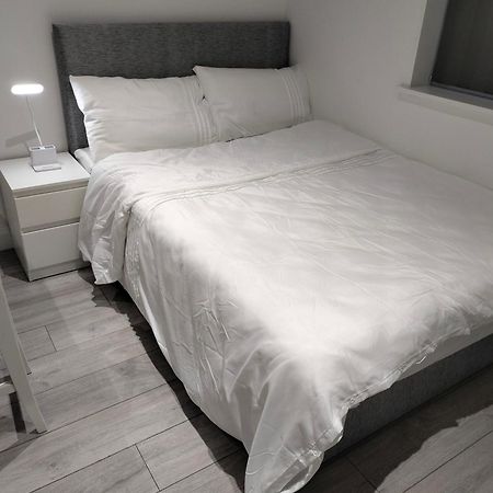 Oceanik Apartment Dublin Bagian luar foto