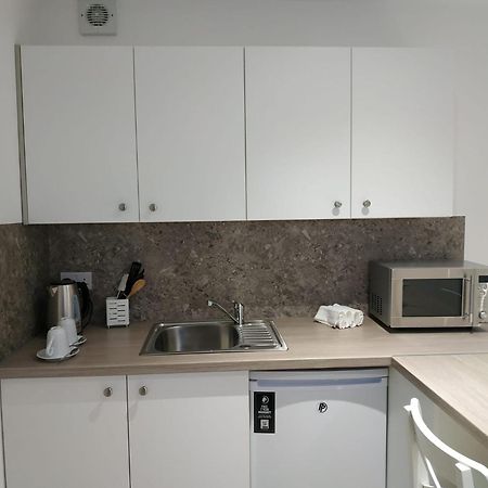 Oceanik Apartment Dublin Bagian luar foto